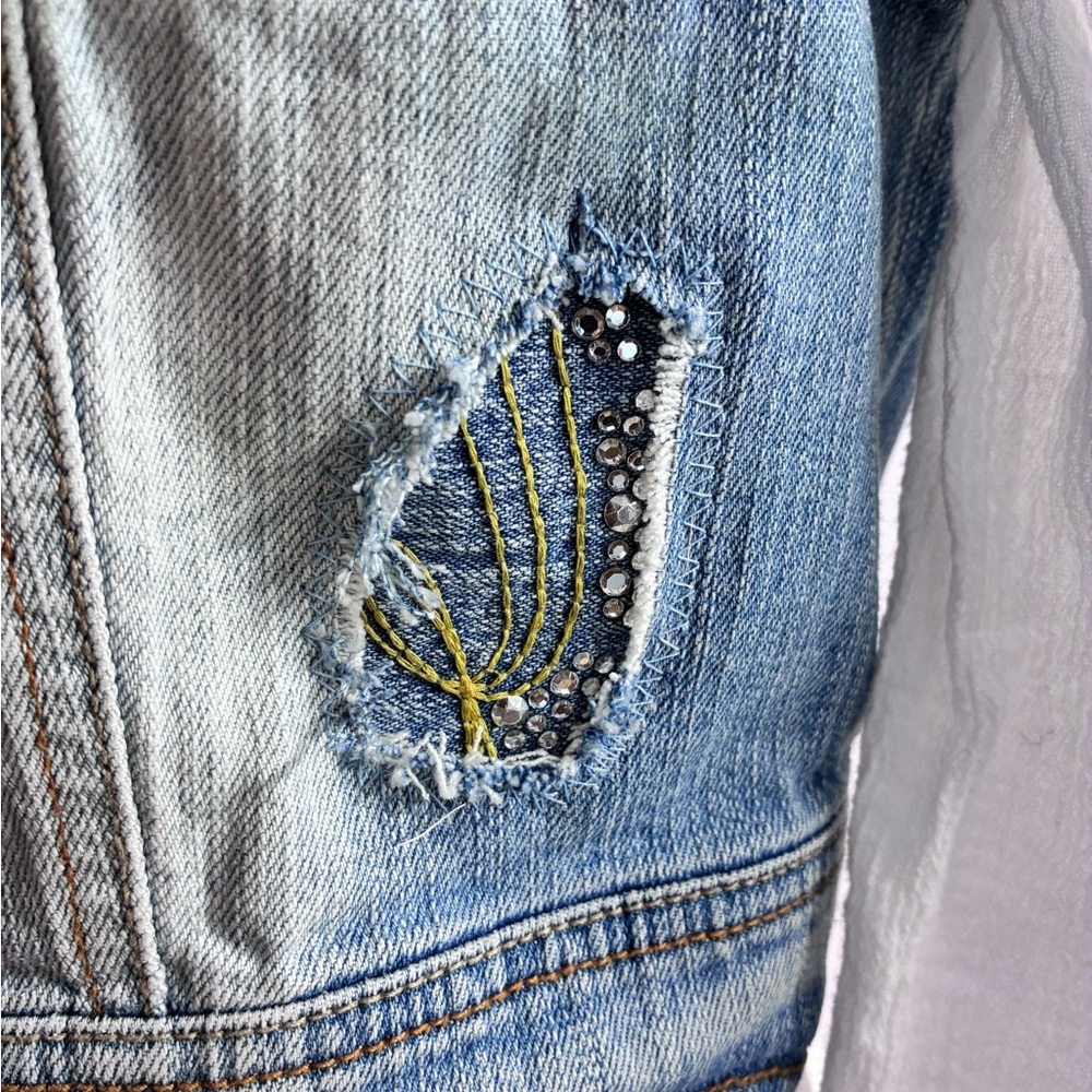Women’s Distressed Cropped Denim Vest, L,  Blue, Upcycled/Sustainable Fashion - Picture 4 of 9